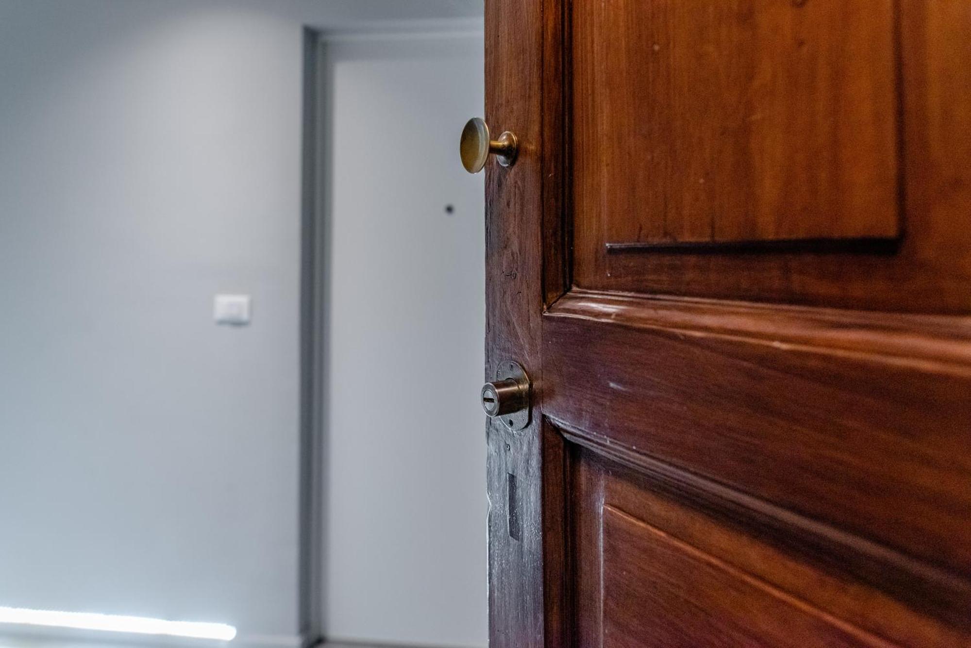 Suite & Queen Apartments Турин Экстерьер фото
