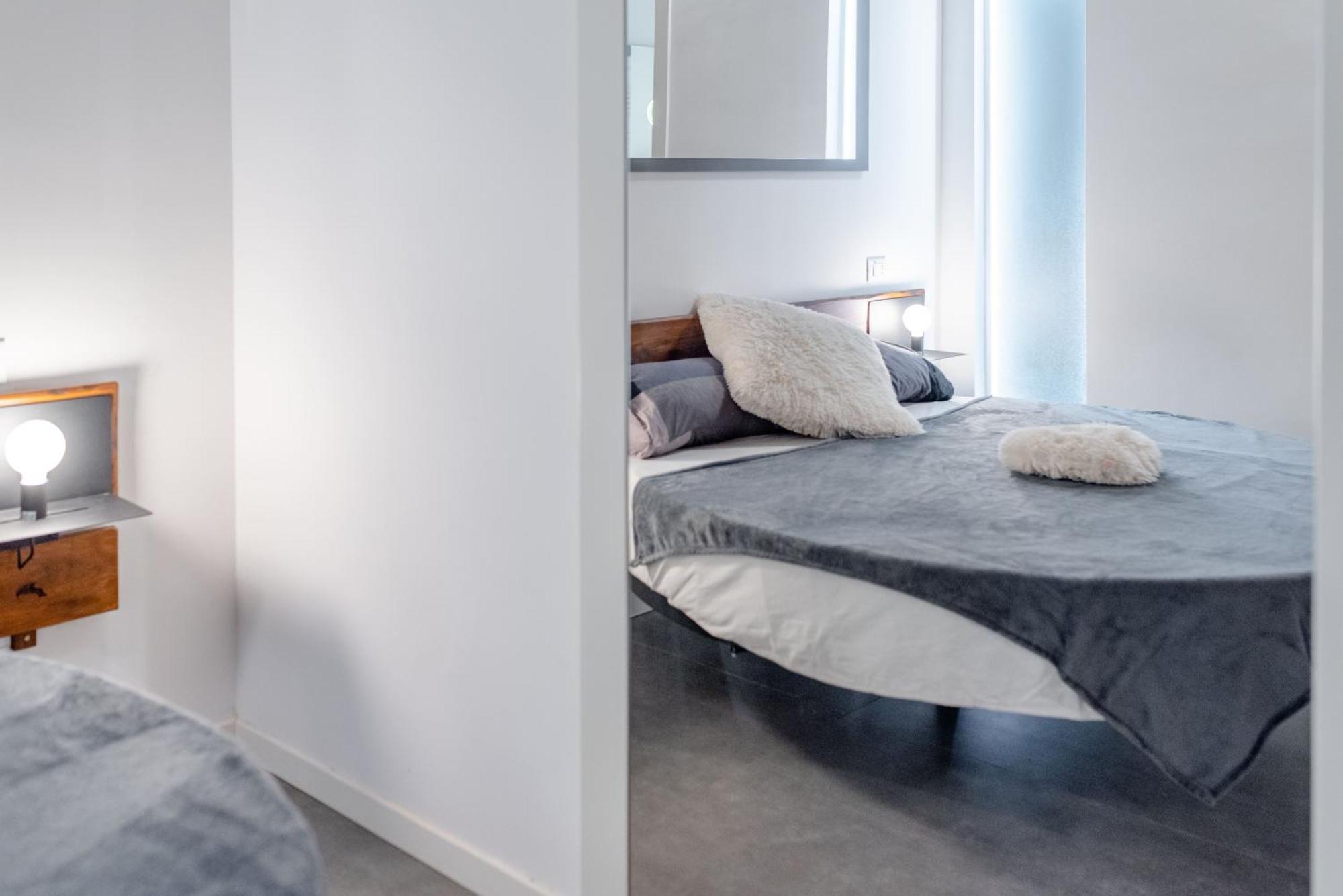 Suite & Queen Apartments Турин Экстерьер фото